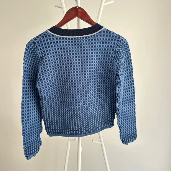 Diane Von Furstenberg Textured Crop Stretchy Blue V-Neck Sweater - Picture 2 of 9